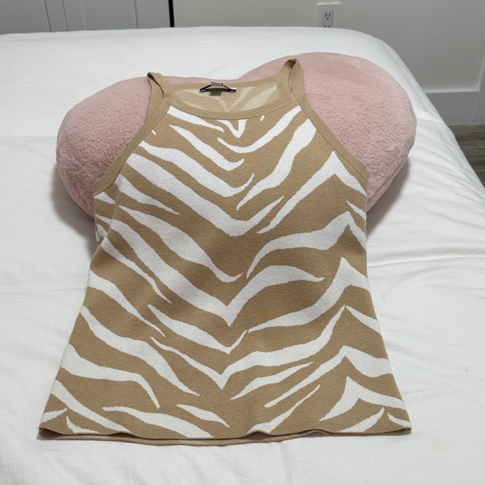 Ann Taylor Weekend Tan and White Zebra Print Women's Top